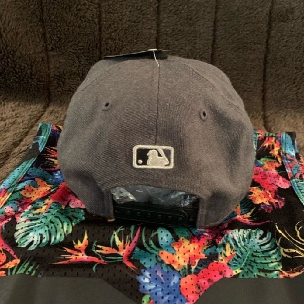NWT Boston Red Sox MLB 2018 World Series Snapback Hat Cap New Era 9FIFTY - Picture 2 of 2